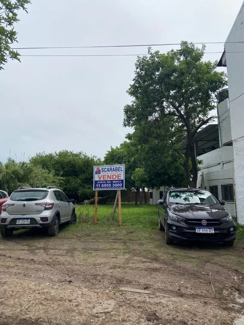 Julian M Castro 200