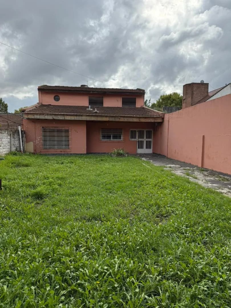 Almirante Brown 800